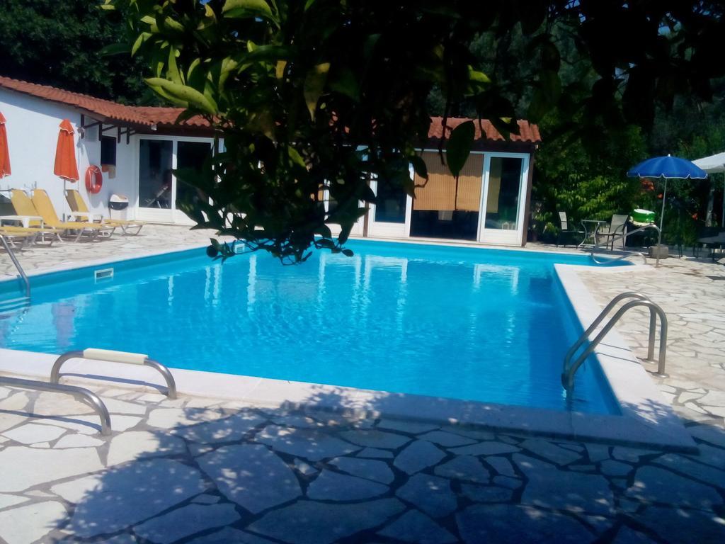 Marketos Apartments Svoronata Exterior foto